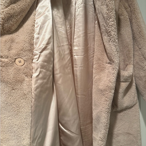 Like New Tyler Boe Women's Faux Fur Long Cozy Teddy Coat L - Picture 4 of 5